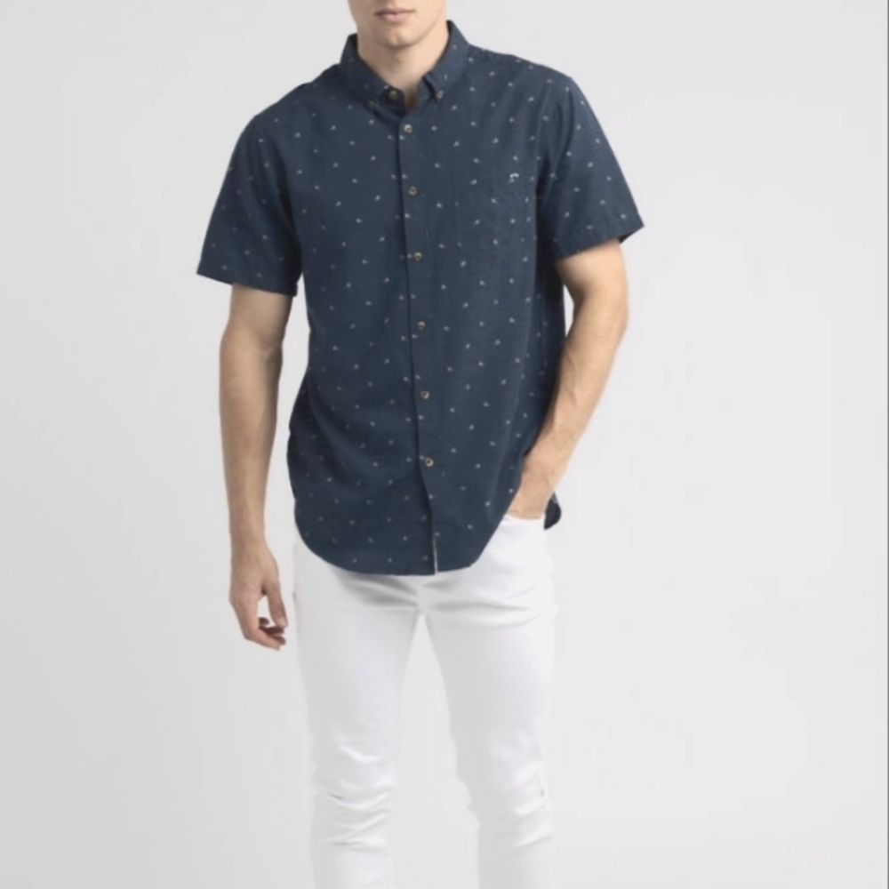 Billabong Men's All Day Jacquard Button Down‎ Shirt Size L Fits Smaller